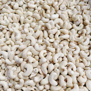 Noix de cajou SANTIGO à prix raisonnable, en vrac, exportées vers le Moyen-Orient - Product Image 1