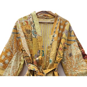 Robe d'été vintage indienne en coton respirant et élégant pour femme, matelassée, style Kantha, patchwork, mode festival, fermeture avant complète, vente en gros - Product Image 4