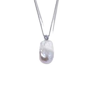 Collar Versátil con Múltiples Perlas de Estilo Retro Femenino, Cadena para Suéter con Colgante y Dijes de Diseño Exclusivo - Product Image 5