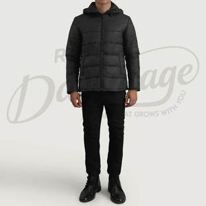 Veste matelassée noire à capuche pour homme, manteau d'hiver résistant à l'eau, chaud et rembourré, coupe ajustée décontractée, style doudoune - Product Image 4