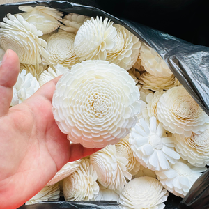 ดอกไม้โซล่าวู้ดขนาดใหญ่ 8-8.5 ซม. ทำจากเส้นใยพืชเซสบาเนีย สำหรับอโรมาเธอราพี ทำด้วยมือ เป็นมิตรต่อสิ่งแวดล้อม แบบเจาะรู สำหรับตกแต่ง - Product Image 3