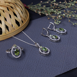 Parure de bijoux en argent 925 avec péridot pour femme, pendentif solitaire et boucles d'oreilles sertis clos, bijoux fins, vente en gros, idée cadeau - Product Image 1