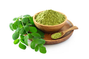 Poudre de feuilles de Moringa biologique de qualité supérieure, 100% pure, qualité alimentaire, superaliment naturel, complément alimentaire vert, emballé sous vide - Product Image 2