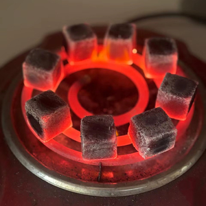 Briquetas de Carbón Coco Gold de Alta Calidad, Combustible de Larga Duración y Combustión Limpia para Barbacoa, Shisha e Industria Hotelera por Merades - Product Image 1