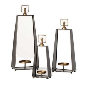 Ensemble élégant de 3 lanternes de Noël en métal avec bougies et plateau surélevé, de haute qualité, sur une base magnifique – Le look le plus recherché - Product Image 1