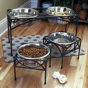 ที่วางชามอาหารสัตว์เลี้ยงแบบยกสูงระดับพรีเมียม พร้อมชามสแตนเลสคู่ และฐานโลหะตกแต่งแข็งแรงสำหรับสุนัขและแมว - Product Image 1