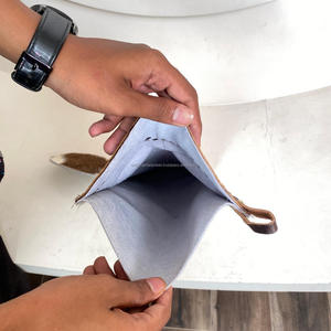 Ornement à suspendre en cuir de vachette personnalisé pour décoration de cheminée Cadeaux de Noël Bas pour décoration de fête de famille - Product Image 6