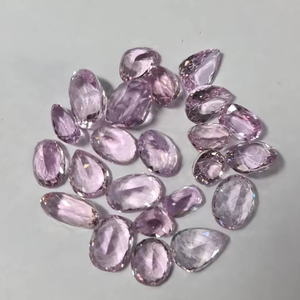 Pierre précieuse de Kunzite naturelle rose ovale avec certificat IGI Pierres précieuses de Kunzite à facettes - Product Image 1