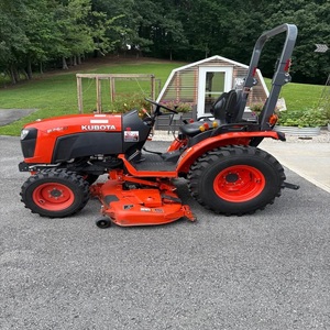 Tractor Kubota B2601 de Primera Calidad con 5 Años de Garantía y Motor para Pequeñas y Grandes Fincas, Entrega Rápida - Product Image 4