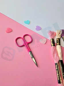 กรรไกรลายออกแบบเองแบบวินเทจ สีสันปรับแต่งได้ สแตนเลสสตีล กรรไกรคลาสสิก ขายส่ง กรรไกรปักผ้า จำนวนมาก - Product Image 2