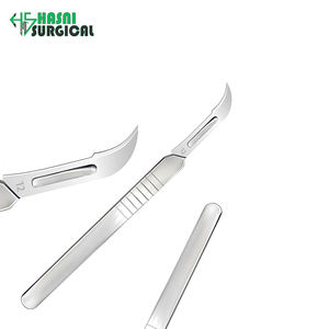 Cuchilla Quirúrgica Profesional de Alta Calidad, Instrumentos Quirúrgicos Manuales Reutilizables de Acero Inoxidable - Product Image 1