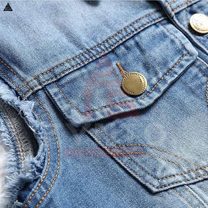 Chaleco Vaquero de Moda para Hombre al por Mayor, Diseño Personalizado, Fabricación en Pakistán, Chaleco Vaquero de Alta Calidad para Hombre - Product Image 5