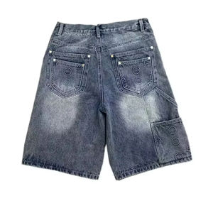 Shorts en jean OEM pour hommes – Prix équitable, look estival parfait, style décontracté pour la gym et le quotidien, avec patchs personnalisés en relief - Product Image 2