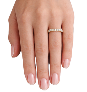 Anillo de Compromiso de Oro Sólido de 9K, 10K, 14K y 18K con Diamante Ovalado de Laboratorio con Claridad DEF VS VVS, Anillo de Diamantes con Engaste de Media Eternidad - Product Image 5