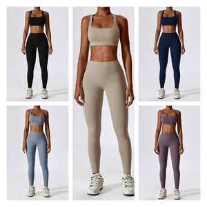Ensemble de sport respirant sans coutures pour homme : haut à manches longues, brassière de sport et leggings – Tenue d'entraînement assortie pour la gym, le yoga et le fitness - Product Image 4