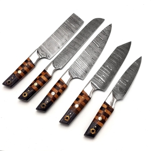 Ensemble de couteaux de chef professionnels de style japonais en 5 pièces, fabriqués à la main en acier carbone, manche en bois durable, multifonction - Product Image 3