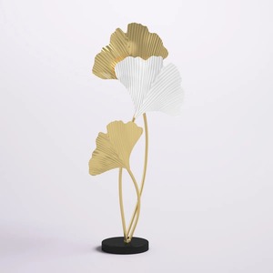 Escultura de Hoja de Ginkgo Dorada, Arte Metálico Hecho a Mano, Decoración para Mesa de Salón, Diseño Minimalista para Decoración del Hogar - Product Image 5