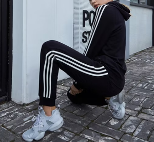 Conjunto Deportivo de 2 Piezas para Mujer con Logotipo Personalizado, Ropa Deportiva Informal para Correr, Traje Deportivo para Hombre y Mujer - Product Image 2