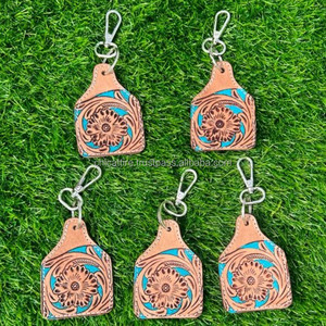 Porte-clés en cuir taillé sculpté à la main Porte-clés en cuir de forme exotique mignon Accessoires en cuir taillé Porte-clés mignons pour unisexe - Product Image 2
