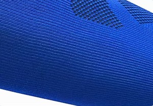 Chaussettes de sport montantes personnalisées pour le football et le hockey, avec coussinets, au-dessus du genou, pour équipes sportives - Product Image 2