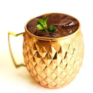 Ensemble de mugs en aluminium faits à la main avec couvercle pour servir des boissons au bar de cuisine et lors de soirées cocktails, dans un coffret cadeau - Product Image 4