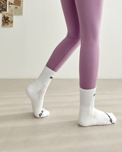 Chaussettes de sport HIGHLIGHT pour femmes, en tissu respirant et absorbant la transpiration, pour toutes les saisons - Product Image 3