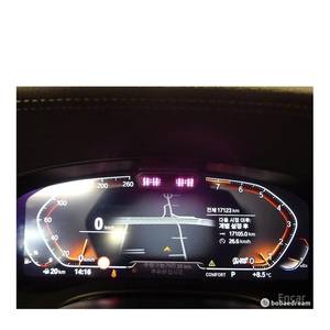 BMW GranTurismo (GT) 630i XDrive Luxury 2022, 17,000 km, Caja de Cambios Automática, Volante a la Izquierda - Product Image 6