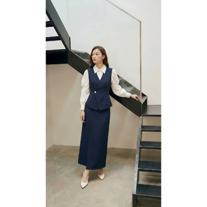 Ensemble tailleur femme prêt à expédier : gilet bleu marine, jupe et chemisier blanc – Tenue professionnelle formelle – Faible MOQ – Prix usine - Product Image 1
