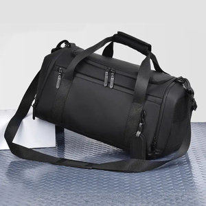 Bolsas Deportivas de Viaje de Alta Calidad 2026 con Cierre de Cremallera, Servicio OEM Disponible, Fabricante de Pakistán - Product Image 2