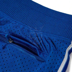 Shorts de malla para hombre hechos en Pakistán para uso en exteriores, con impresión de logotipo personalizado, talla grande, transpirables. - Product Image 6