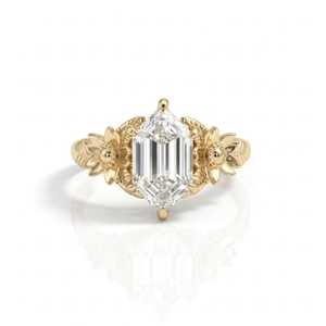 Anillo de compromiso de moissanita con corte hexagonal de 2.50 CT, anillo floral vintage de oro amarillo de 14K, anillo de joyería nupcial Art Deco único para ella - Product Image 1