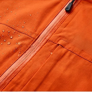 Chaqueta de Senderismo Impermeable con Cuello Alto y Revestimiento Soft Shell para Hombre, Cortavientos con Cierre Completo y Logotipo Personalizado, Chaqueta para Lluvia - Product Image 5