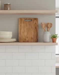 Tabla de Cortar Rectangular de Madera Premium, Diseño Grueso y Sólido con Ranura para Transportar Fácilmente, Ideal para Cortar, Servir y Tareas Diarias de Cocina - Product Image 4