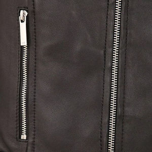 Veste en laine et viscose crochetée pour femme, style motard, noire, décontractée, rembourrée en coton, séchage rapide, vente en gros pour l'hiver - Product Image 6