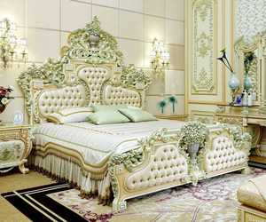 Muebles de dormitorio de diseño elegante de lujo, cama tamaño king con cabecero tapizado en azul y banco a juego, suite de dormitorio premium, EE. UU. - Product Image 2