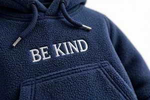 ชุดเซ็ตเสื้อฮู้ดครอปและกางเกงวอร์มสีกรมท่า ยูนิเซ็กซ์ แบรนด์ Be Kind เป็นมิตรต่อสิ่งแวดล้อม ผลิตจากผ้าฝ้าย 100% เนื้อหนา คุณภาพสูง - Product Image 3