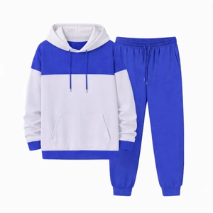 Conjunto de Sudadera con Capucha y Pantalones Deportivos Holgados con Estampado Serigrafiado, Cintura Doble Elástica, Estilo Vintage, Color Rojo Degradado, Sin Cordones - Product Image 1