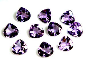 PDM Gems Pierres d'améthyste exclusives taille cœur 10x10mm, 20 carats au total, 8 pièces, qualité 3A pour bagues, pendentifs et bijoux fins - Product Image 3