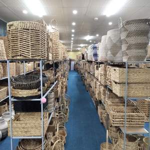 Manteles de ratán de color natural elegantes, manteles individuales tejidos redondos con diseño de mimbre hueco para cocina y comedor de vacaciones - Product Image 6