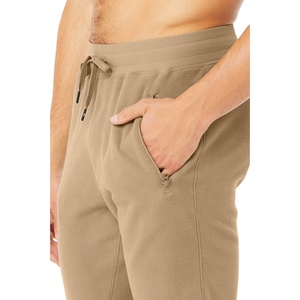 Pantalon de jogging polaire chaud pour homme, taille mi-haute, avec logo personnalisé brodé, couleur unie, service OEM disponible - Product Image 2
