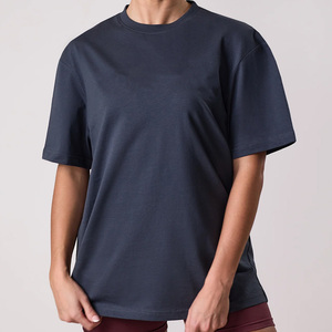 Camisetas cortas con efecto acid wash para mujer, 100% algodón, corte ajustado, impresión gráfica personalizada, ropa urbana de moda, pedido al por mayor - Product Image 1