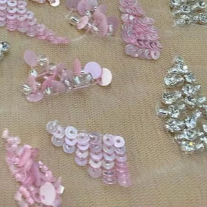 Tela de Encaje con Cuentas de Lujo, Hecha a Mano, 100% Poliéster, Ancho Personalizado, Fabricante Mayorista OEM/ODM - Product Image 1