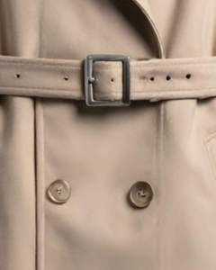เสื้อโค้ทยาวแบบคลาสสิกสำหรับฤดูหนาว ขายส่งแบบ unisex  รับผลิตตามแบบ OEM น้ำหนักเบา มีเข็มขัด แฟชั่นทันสมัย คุณภาพพรีเมียม เป็นมิตรต่อสิ่งแวดล้อม - Product Image 6