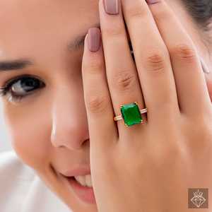 Anillo de cristal esmeralda de tamaño ajustable PRAO - Product Image 2