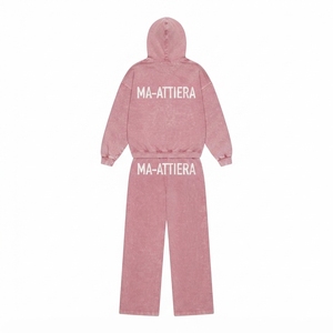 Ensemble survêtement femme en molleton de coton rose délavé, comprenant un sweat à capuche oversize et un pantalon de survêtement à jambes larges, avec ceinture brodée vintage personnalisée, OEM ODM - Product Image 3