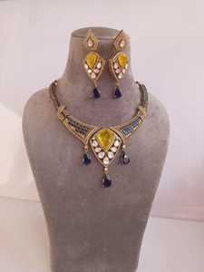 Conjunto de collar tradicional indio de calidad premium, joyería de lujo con un atractivo real, perfecto para bodas, fiestas y se adapta a cualquier atuendo. - Product Image 4