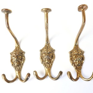 Ganchos Dobles de Metal Industriales para Colgar en la Pared, Resistentes, para Solución de Almacenamiento en Garajes y Entradas - Product Image 1