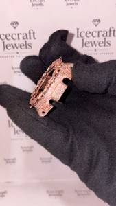Boîtier de montre personnalisé en moissanite et diamant, modification de montre haut de gamme - Product Image 5