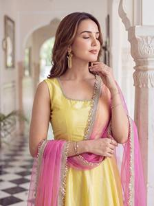 Purple Indian Pakistani Women's Floor-Length Lehenga <strong>Set</strong> With Embroidered Dupatta Traditional Wedding Wear - Product Image 3