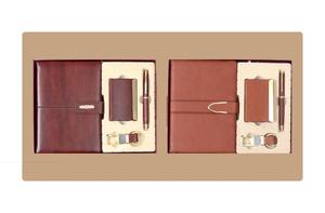 Porte-cartes en cuir gaufré au design unique, porte-clés, stylo personnalisé, coffret cadeau d'entreprise, ensemble cadeau d'affaires disponible au meilleur prix - Product Image 2